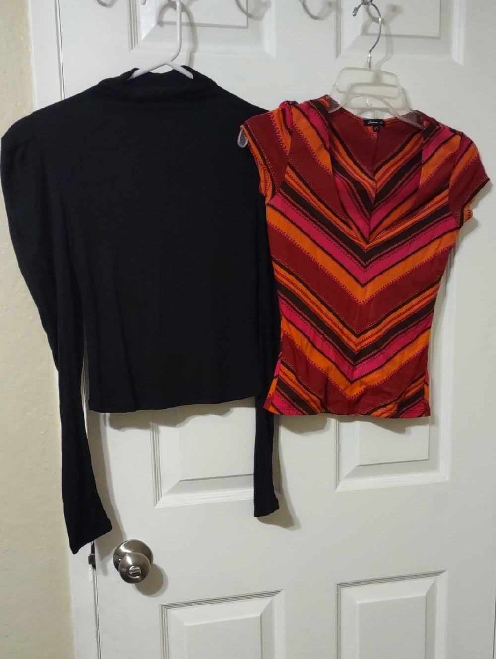 Shinestar Ordem Set 2 Top V neck Top Size S.XS